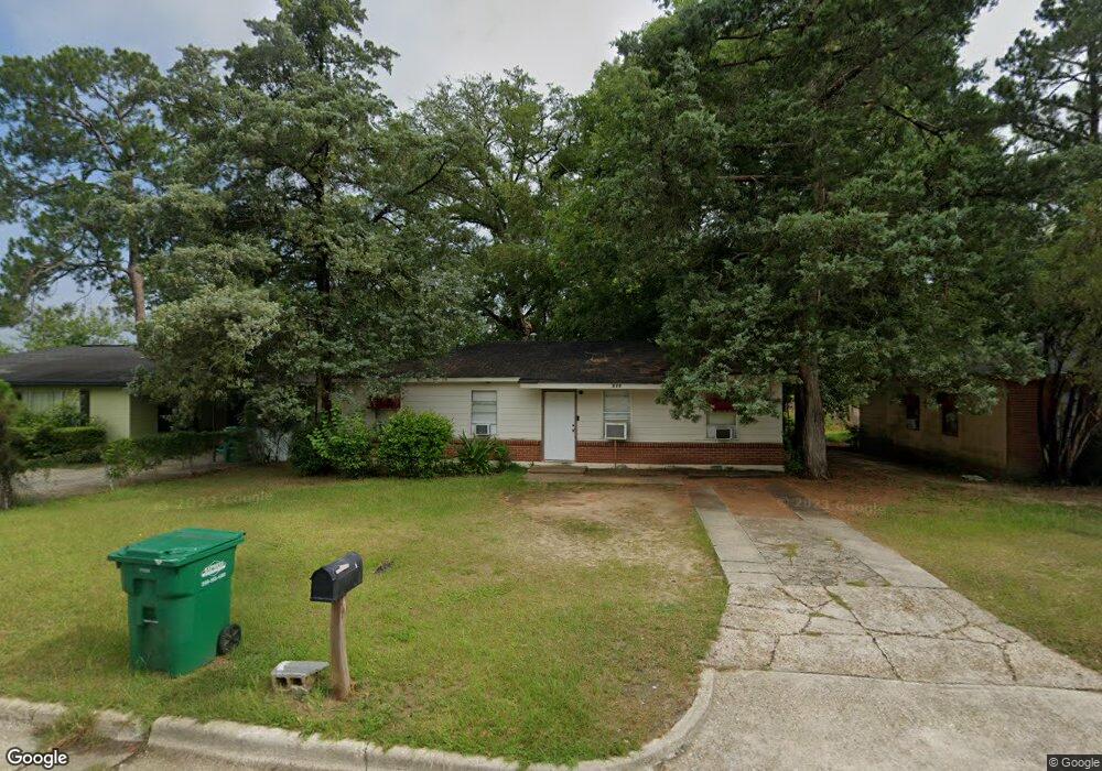 525 Louis Ave, Albany, GA 31701 - photo 1
