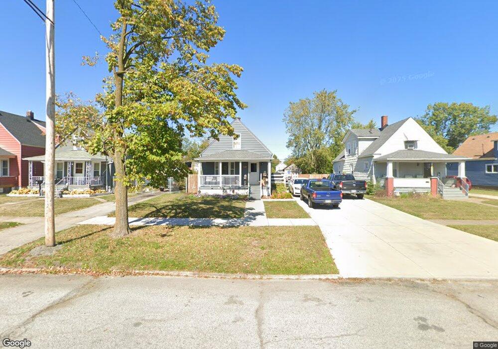 1669 E 33rd St, Lorain, OH 44055 - photo 1