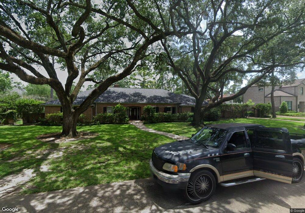 11311 Coloma Ln, Houston, TX 77024 - photo 1