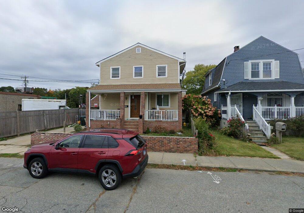 111 School St, New London, CT 06320 - photo 1