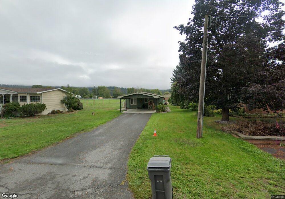 702 N 3rd St E unit EAST, Chewelah, WA 99109 - photo 1