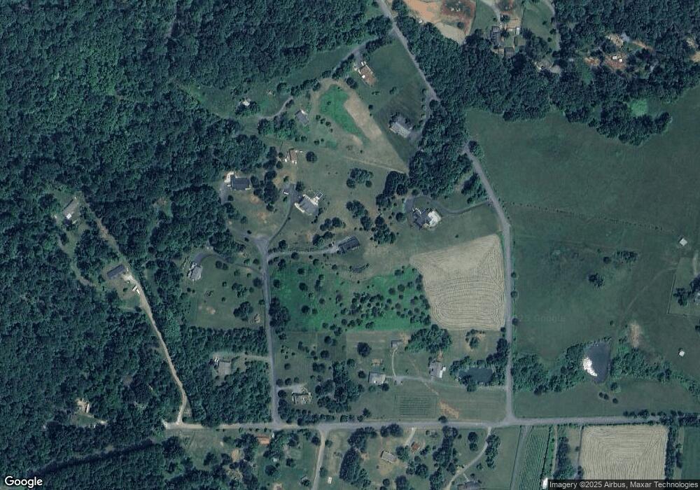 152 Apple Ln, Afton, VA 22920 - photo 1