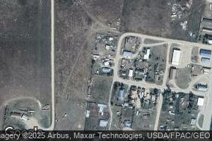 305 2nd St W, Geyser, MT 59447