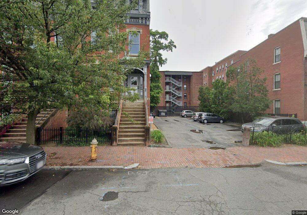 74 Temple St unit 744, Springfield, MA 01105 - photo 1