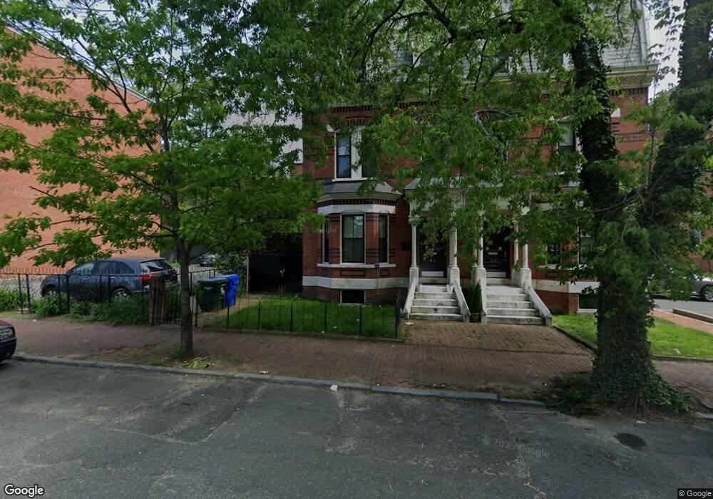 70 Temple St unit 70,1, Springfield, MA 01105 - photo 1