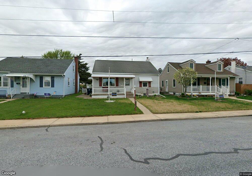 207 Orlon St, New Holland, PA 17557 - photo 1