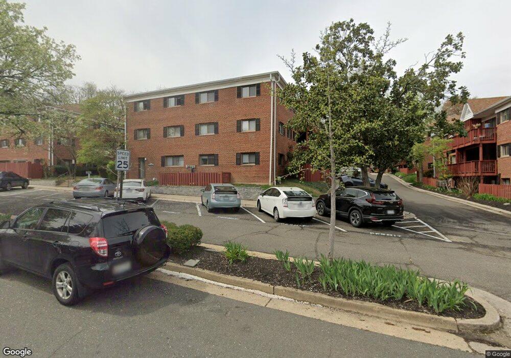 208 Skyhill Rd unit 6, Alexandria, VA 22314 - photo 1