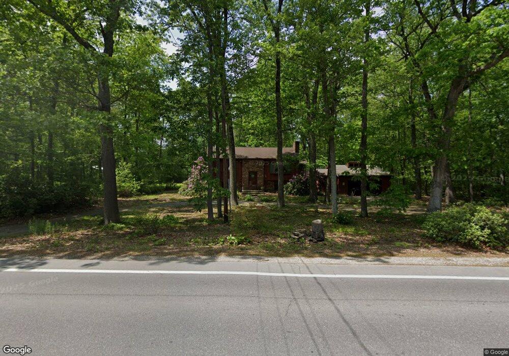 164 Chester Rd, Derry, NH 03038 - photo 1