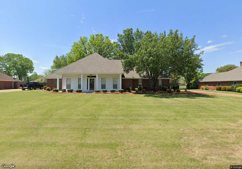 301 Huntington Place, Tupelo, MS 38801 - photo 1