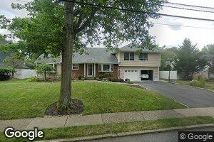 8 Herrick Dr, Old Tappan, NJ 07675