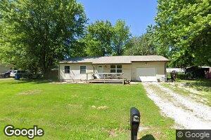 308 Sycamore St, Payson, IL 62360