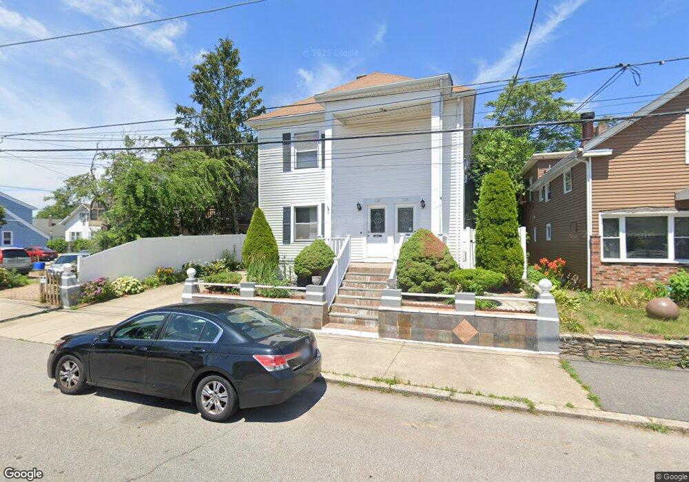 126 Baxter St, Pawtucket, RI 02861 - photo 1