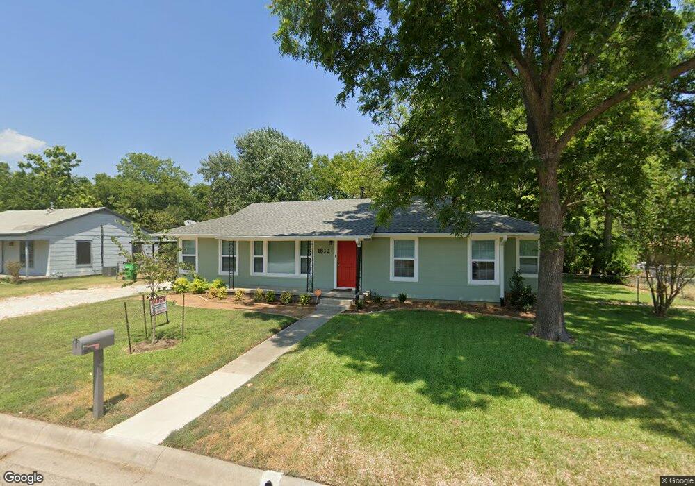 1812 N Culberson St, Gainesville, TX 76240 - photo 1
