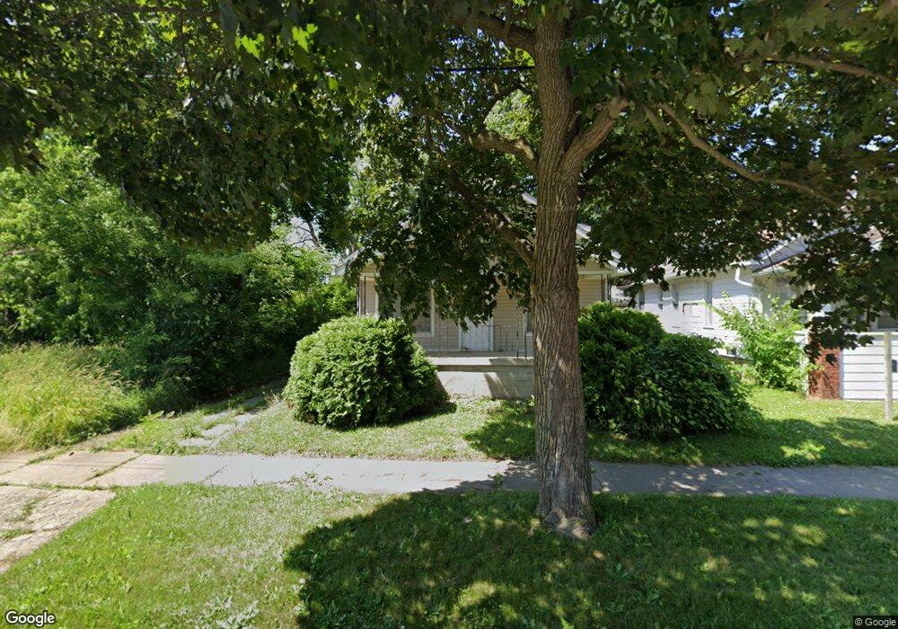 942 SiMcOe Ave, Flint, MI 48507 - photo 1