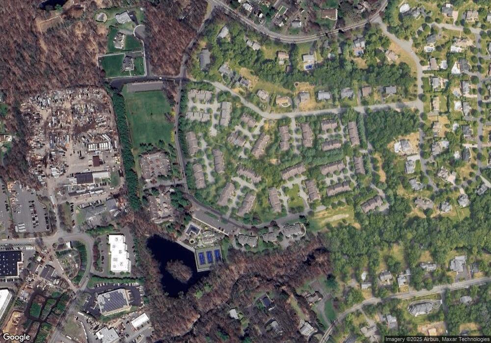 127 Macleish Ct, Mahwah, NJ 07430 - photo 1