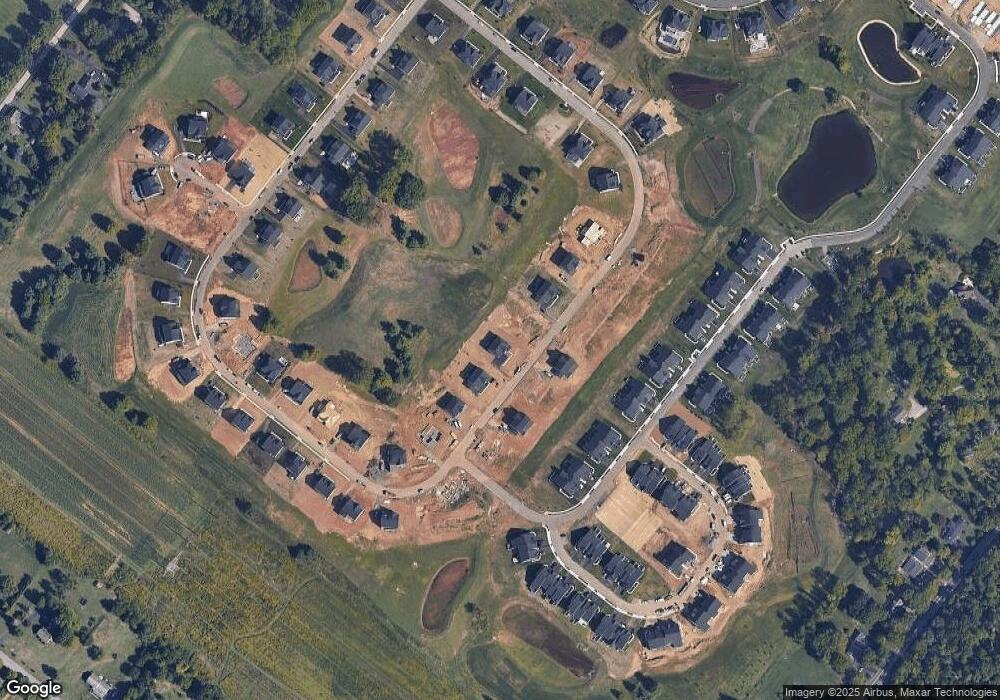 2615 Hawthorn Dr, Norristown, PA 19403 - photo 1