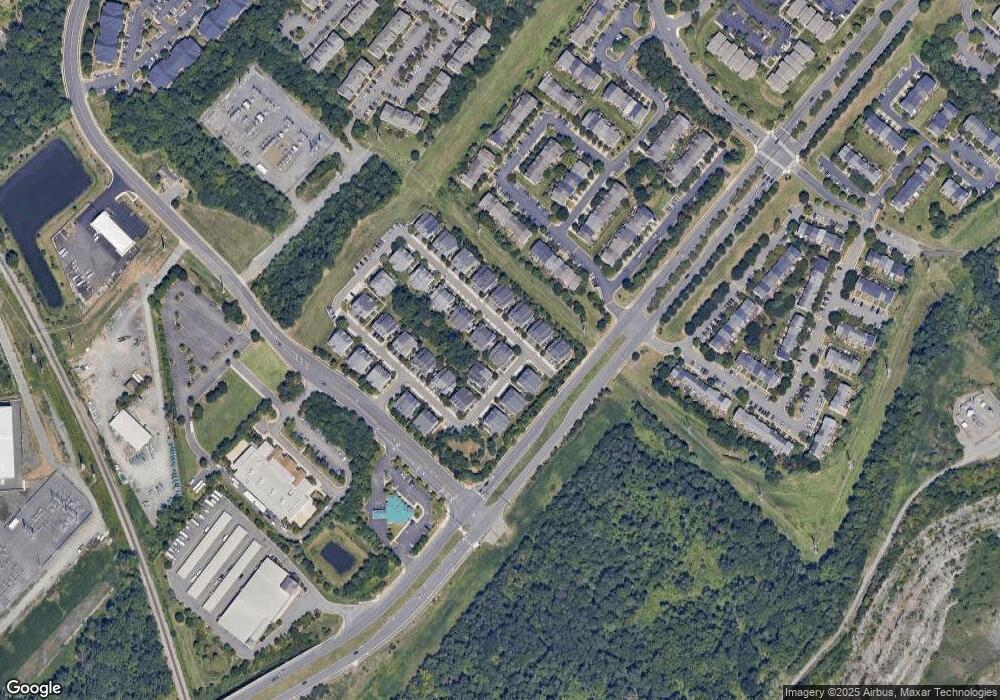 11187 Wortham Crest Cir unit 53, Manassas, VA 20109 - photo 1