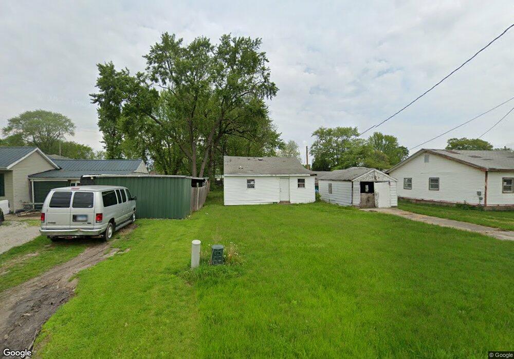 3308 Piatt Ave unit 3308 1/2, Mattoon, IL 61938 - photo 1