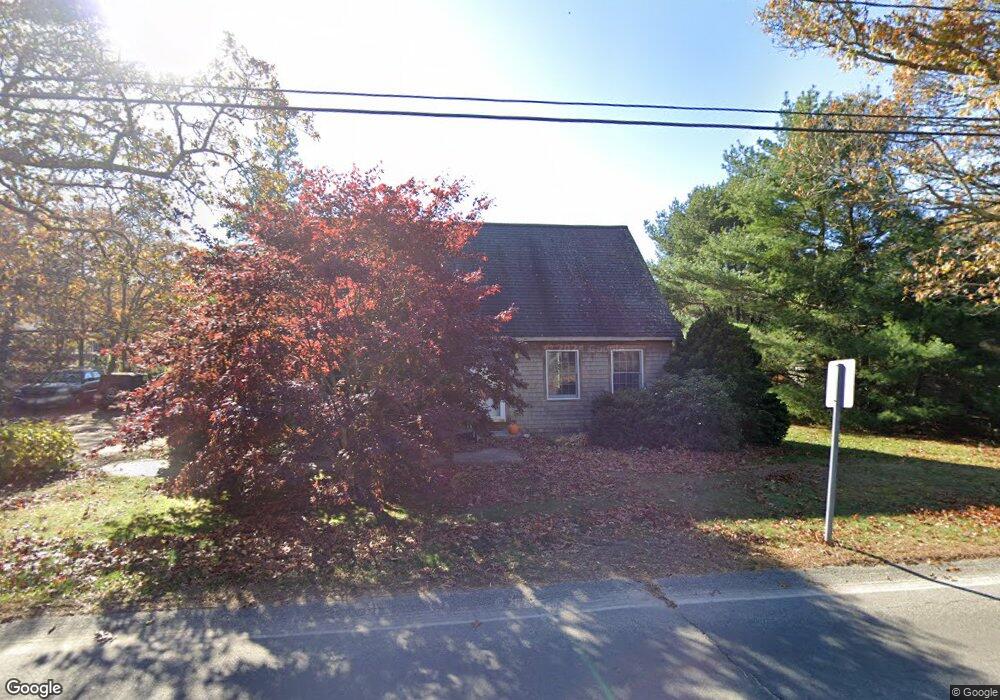 148 W Spring St, Vineyard Haven, MA 02568 - photo 1