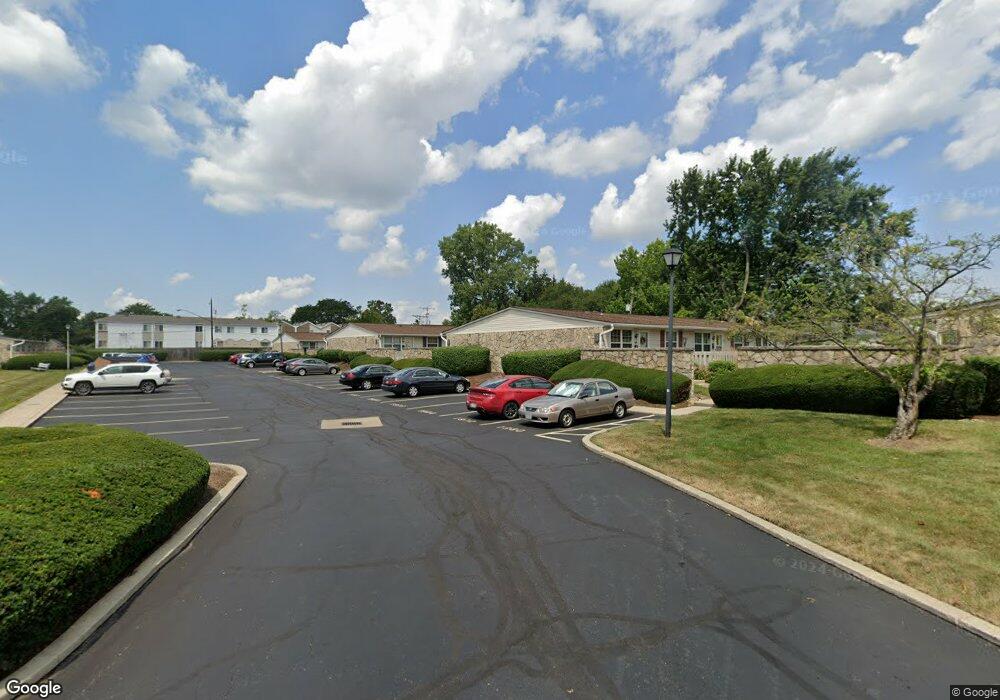 2006 Willoway Ct N, Columbus, OH 43220 - photo 1