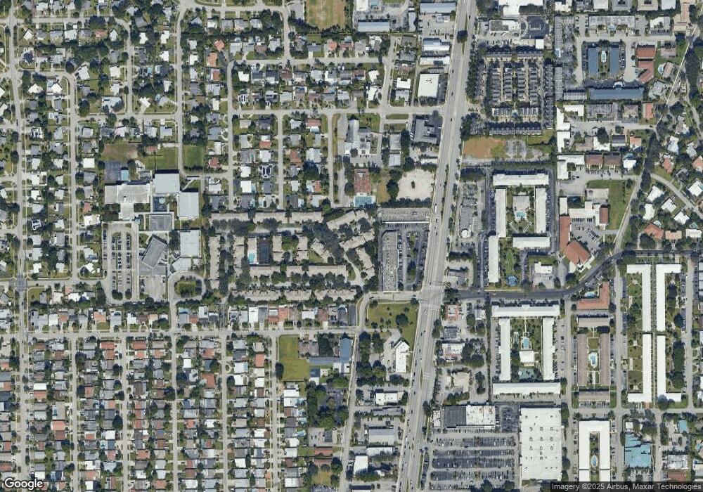 1800 NE 40th Ct unit 204, Pompano Beach, FL 33064 - photo 1