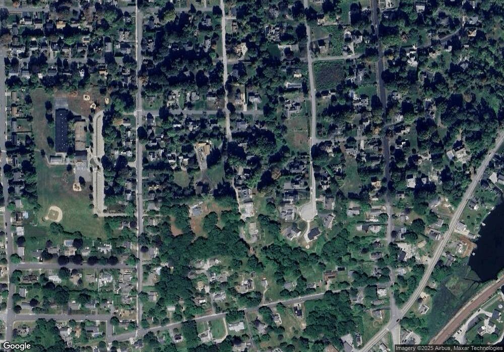 162 Bay View Ave, Mystic, CT 06355 - photo 1