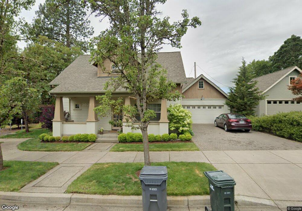 1027 Abbie Ln, Eugene, OR 97401 - photo 1