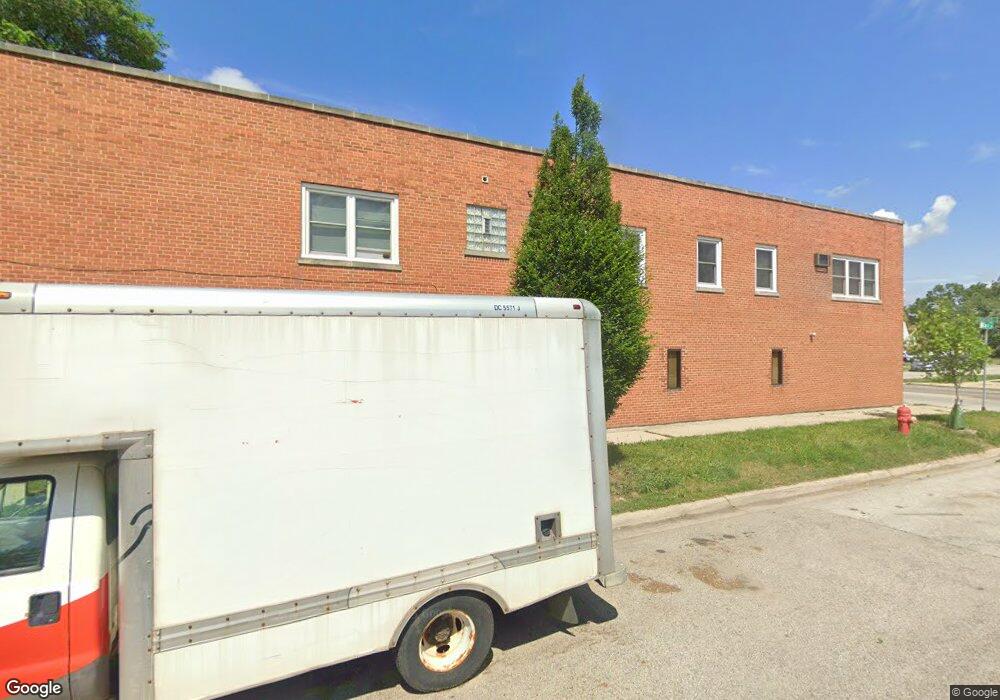 1539 E Oakton St unit B, Des Plaines, IL 60018 - photo 1