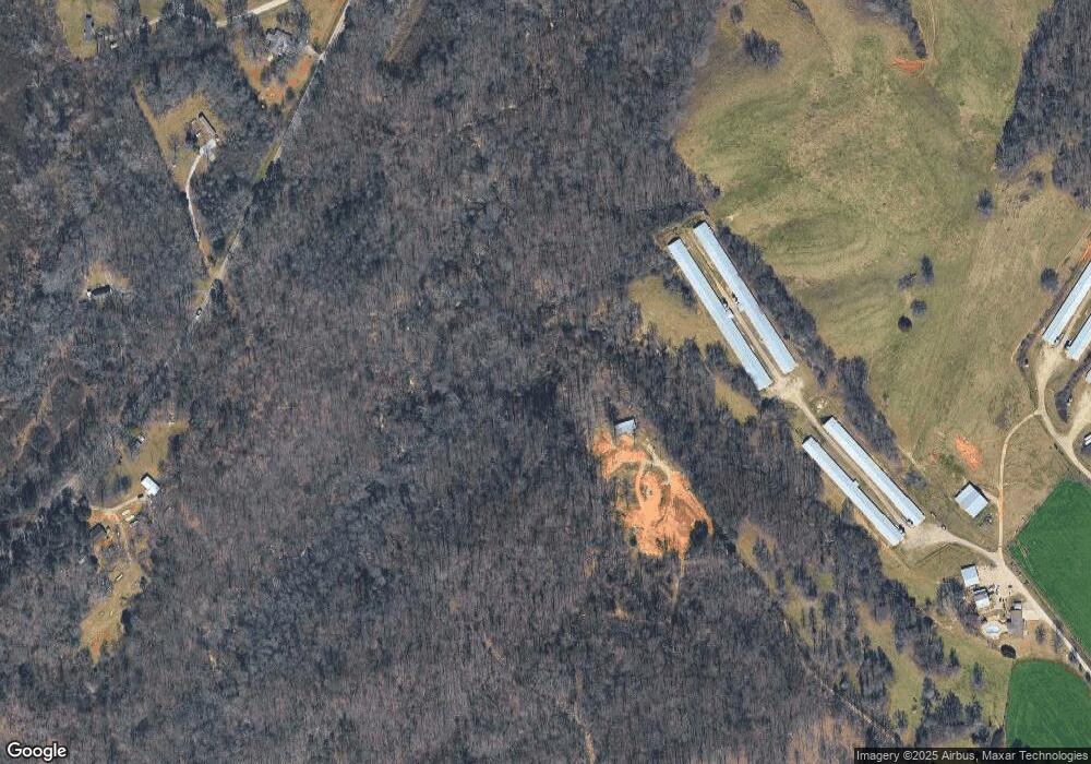 624 Wynn Lake Rd, Lula, GA 30554 - photo 1