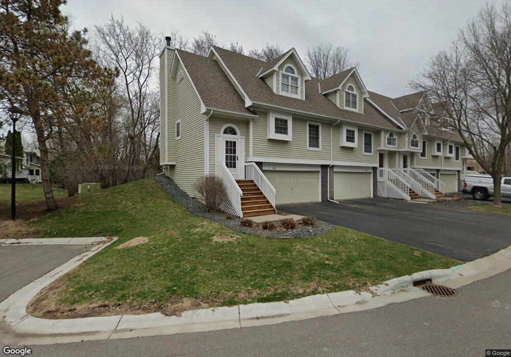 17112 Sandy Ln, Minnetonka, MN 55345 - photo 1