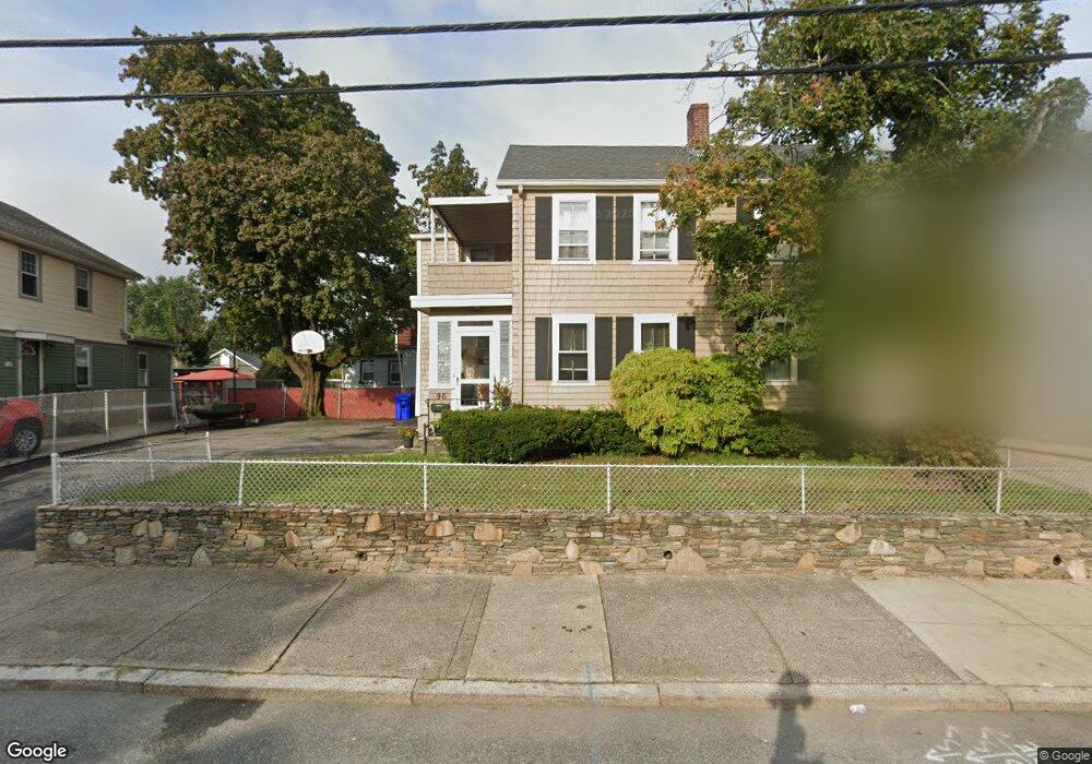 94 N Bend St, Pawtucket, RI 02860 - photo 1