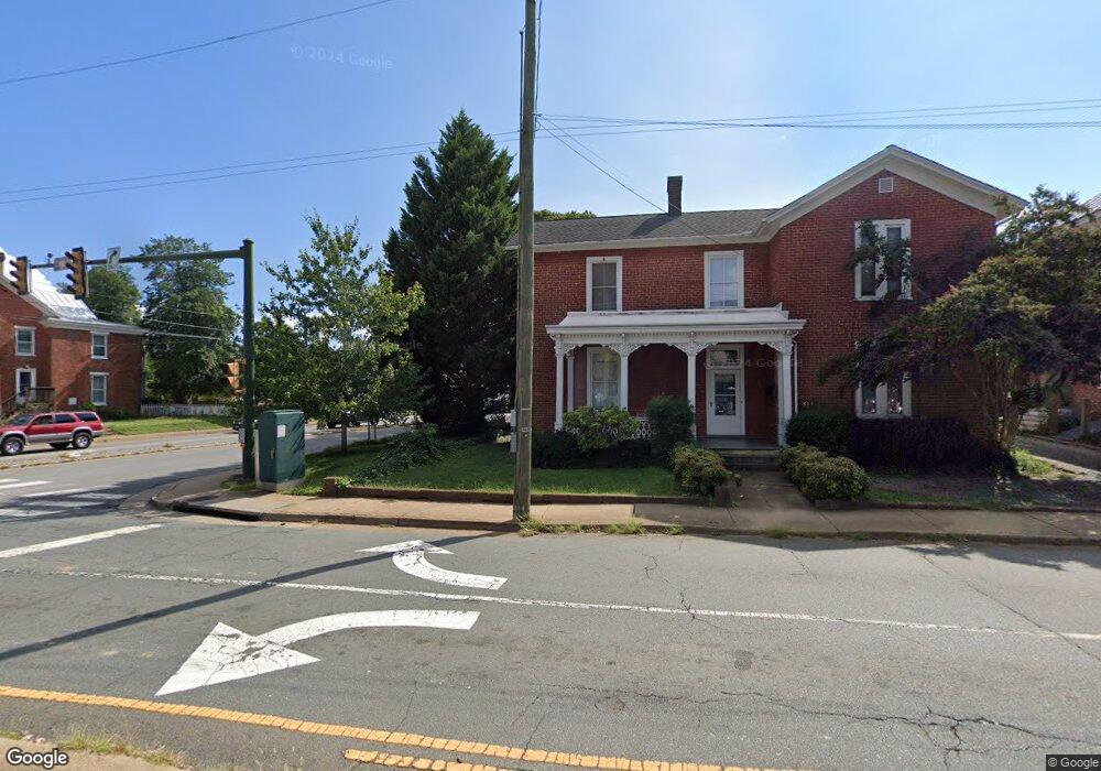 816 E High St, Charlottesville, VA 22902 - photo 1