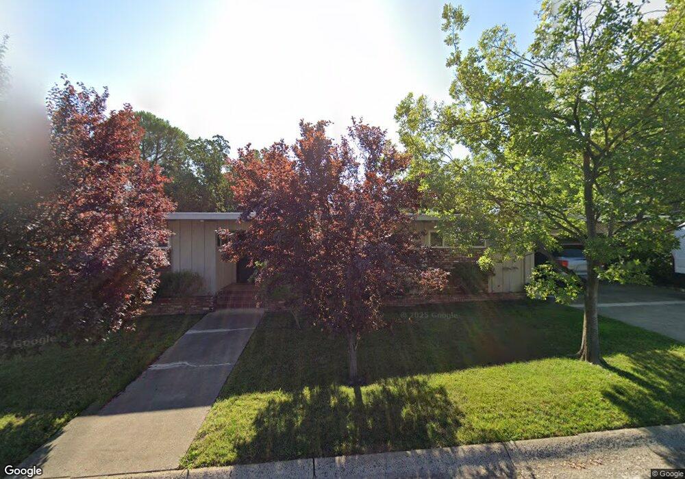 815 Overhill Dr, Redding, CA 96001 - photo 1