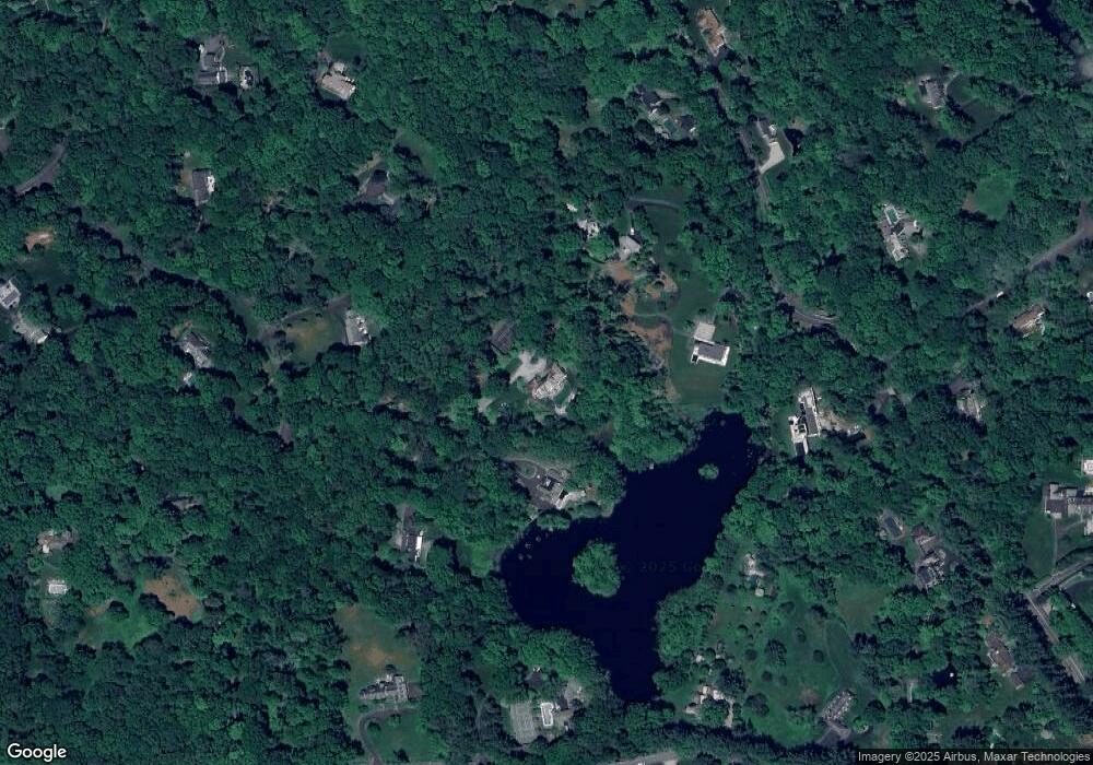 72 Saint George Ln, New Canaan, CT 06840 - photo 1