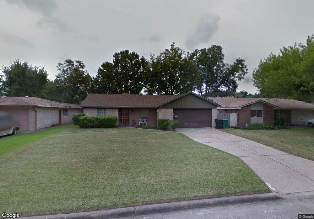 1007 Mosher Ln, Houston, TX 77088 - photo 1