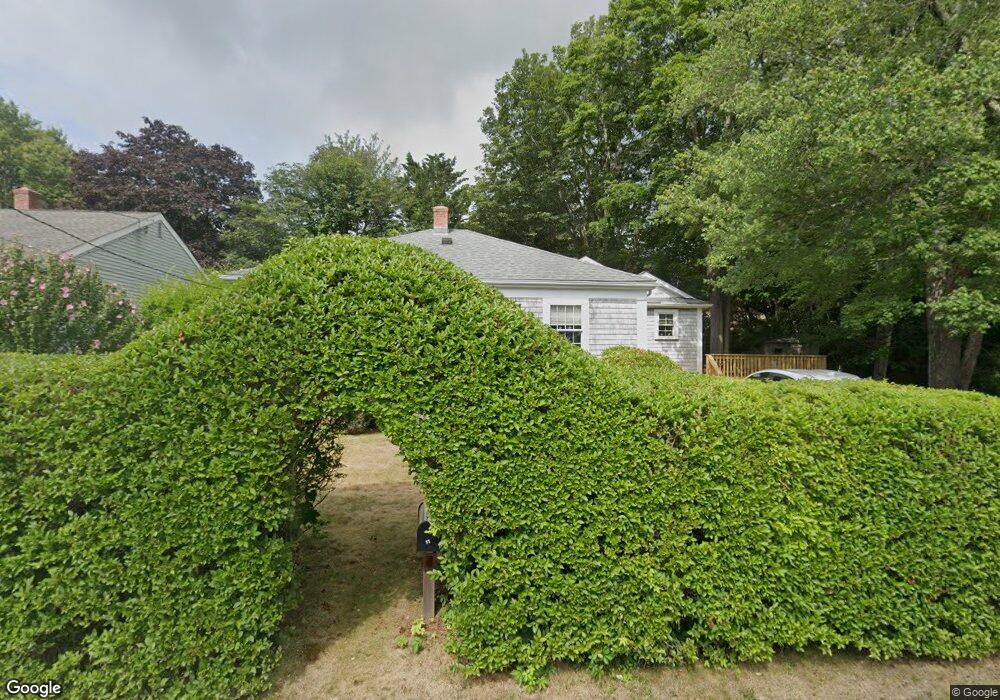 11 Deborah St, Narragansett, RI 02882 - photo 1