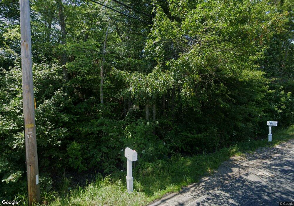 825 Sharps Lot Rd, Swansea, MA 02777 - photo 1