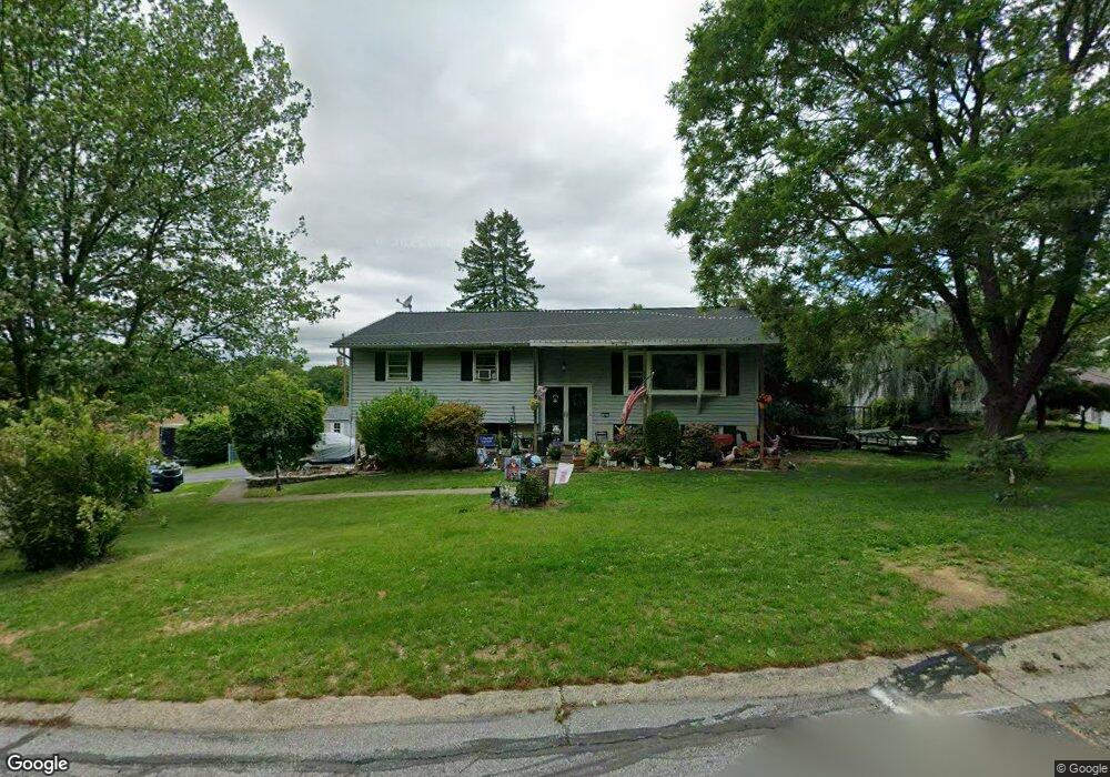 62 W 5th St, Alburtis, PA 18011 - photo 1