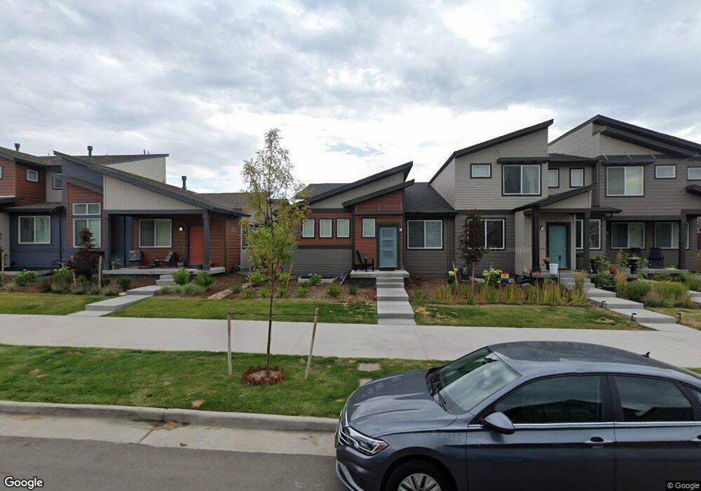 11458 E 25th Dr, Aurora, CO 80010 - photo 1