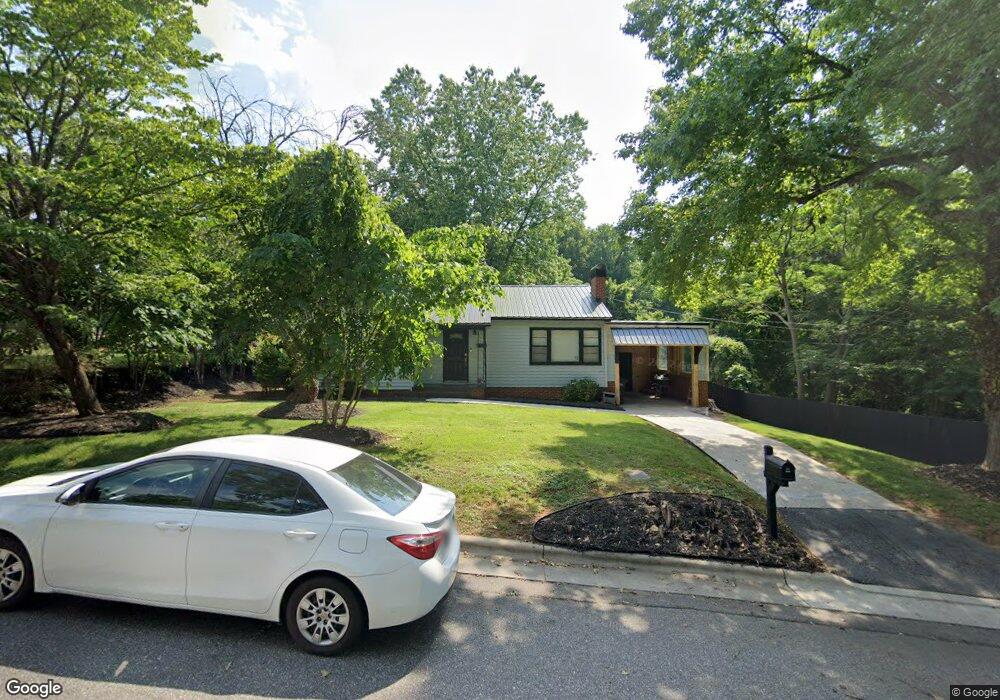 212 Vine St, Statesville, NC 28677 - photo 1