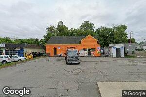 137 Main St, Newport, ME 04953