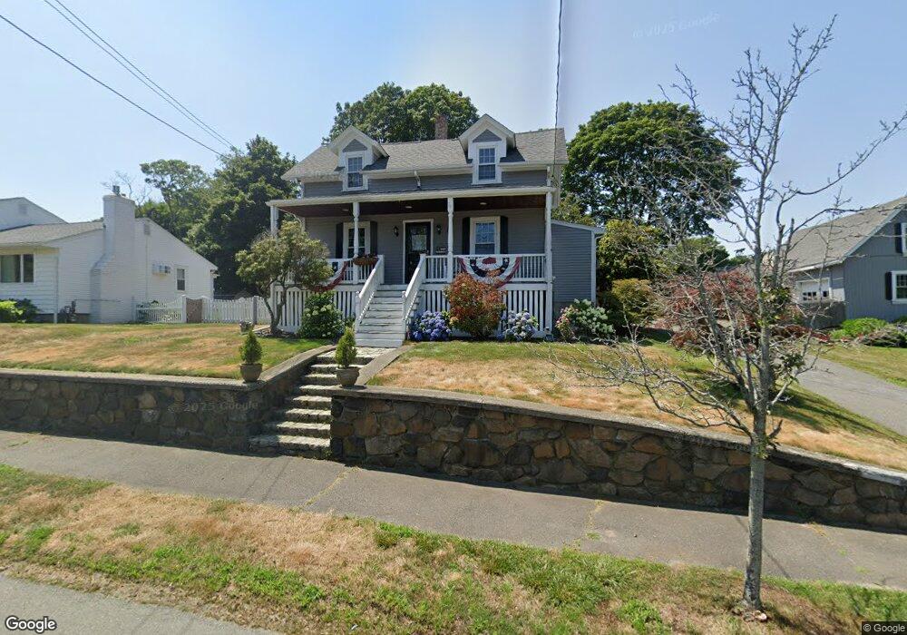 32 Maple St, Marblehead, MA 01945 - photo 1