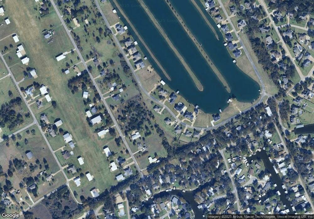 3801 Upper Lake Cir, Granbury, TX 76049 - photo 1