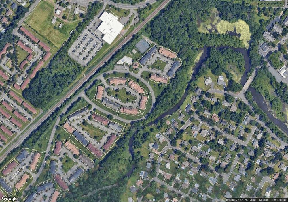 24 Yarmouth Ct, Scotch Plains, NJ 07076 - photo 1