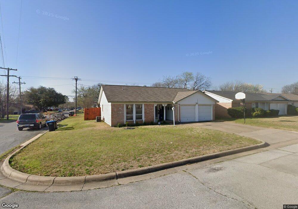 3621 Cibolo Dr, Fort Worth, TX 76133 - photo 1