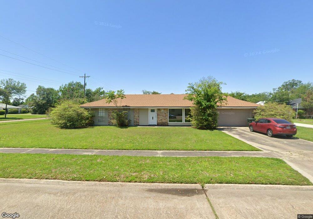 226 Bonvue St, Lake Charles, LA 70605 - photo 1