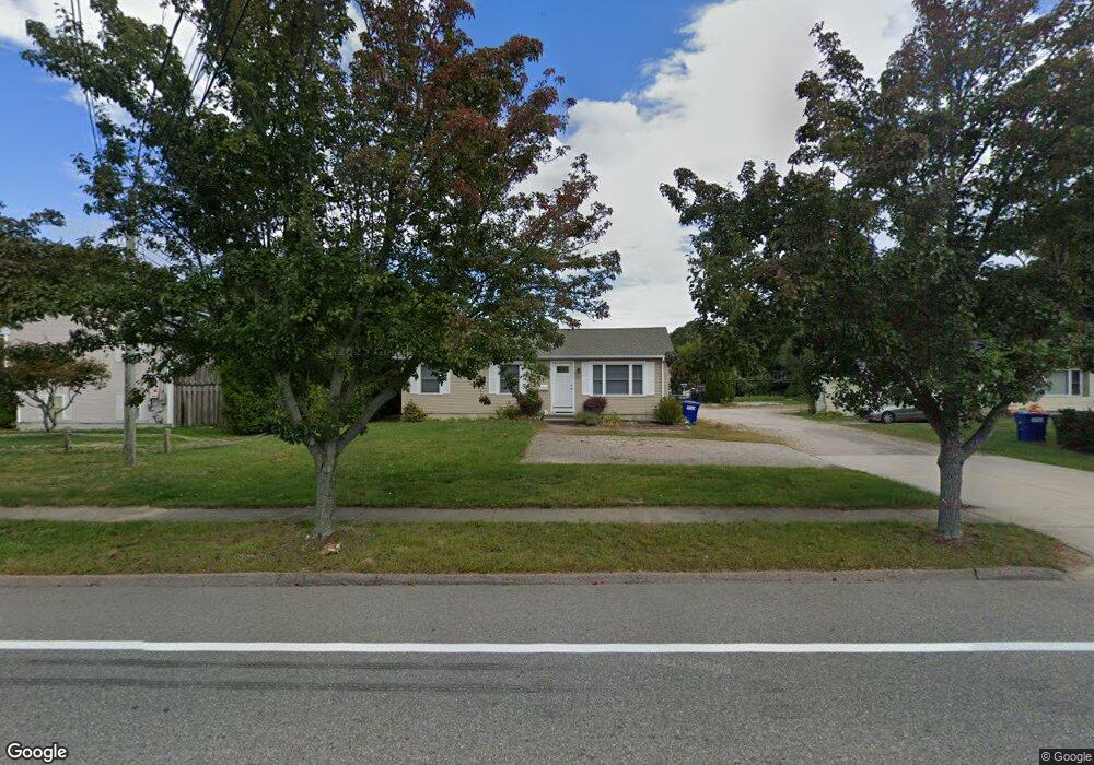 135 Liberty St unit R, Pawcatuck, CT 06379 - photo 1