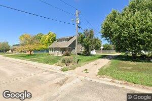 635 Esmond St, Hildreth, NE 68947