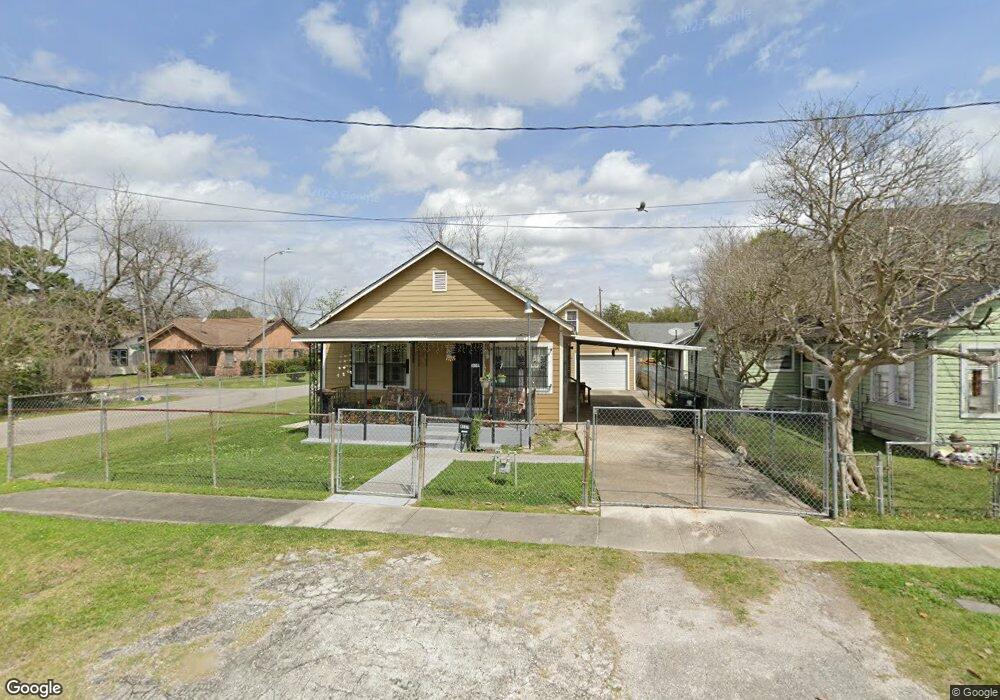4501 Engleford St, Houston, TX 77026 - photo 1