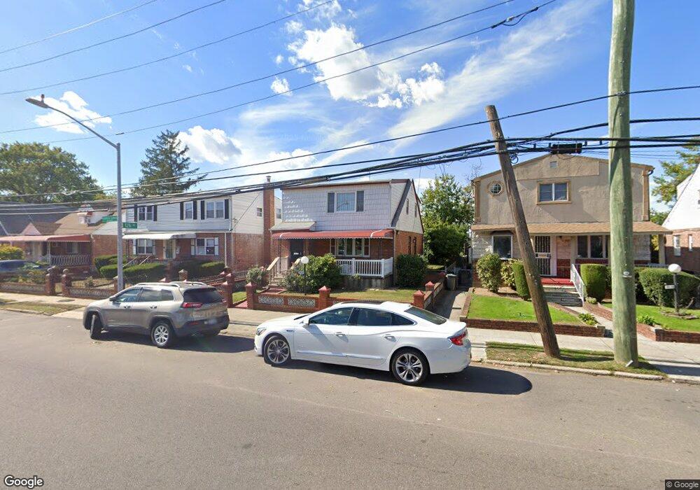 12602 Francis Lewis Blvd, Springfield Gardens, NY 11413 - photo 1